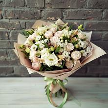 Букет цветов из:  Альстромерии, Розы и Хризантемы в Спас-Клепиках