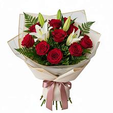 Букет цветов из:  Лилии и Розы в Спас-Клепиках