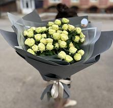 Букет Белые кустовые розы Солинеро в Спас-Клепиках