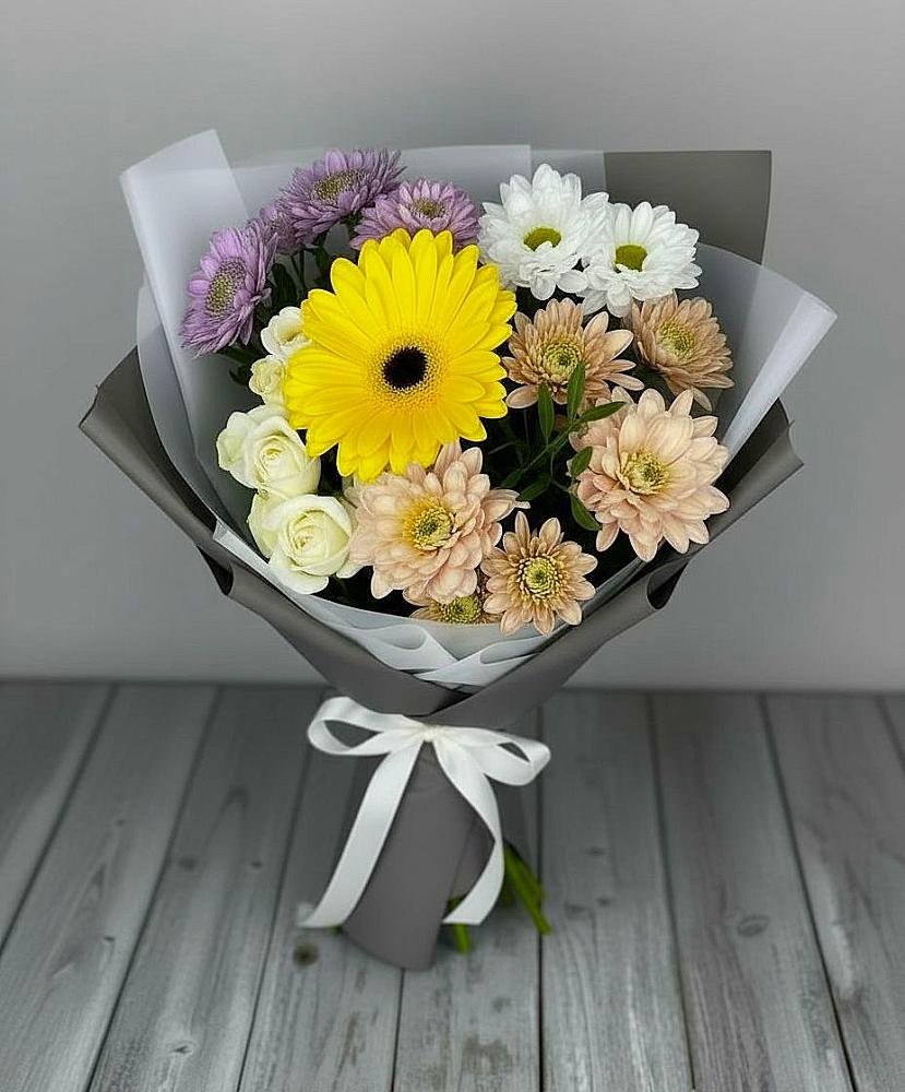 Букет цветов из: Розы, Герберы и Хризантемы в Спас-Клепиках