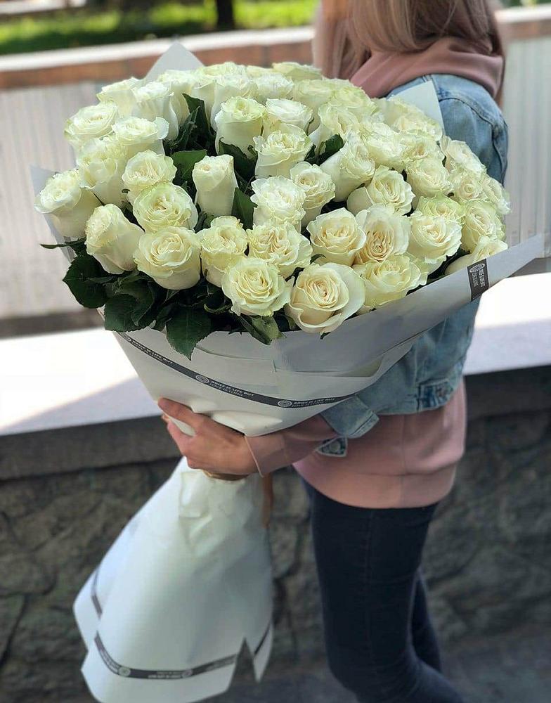 35 Белых роз в Спас-Клепиках Букет 35 Белых роз в Спас-Клепиках