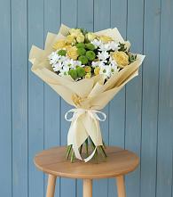 Букет цветов из:  Хризантемы и Розы в Спас-Клепиках