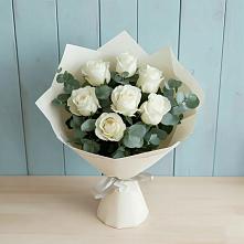 Букет Белые розы в Эвкалипте в Спас-Клепиках