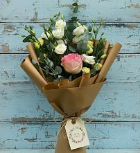 Букет цветов из:  Розы и Лизиантусы в Спас-Клепиках