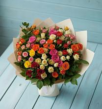 Букет Микс из разноцветных кустовых роз в Спас-Клепиках